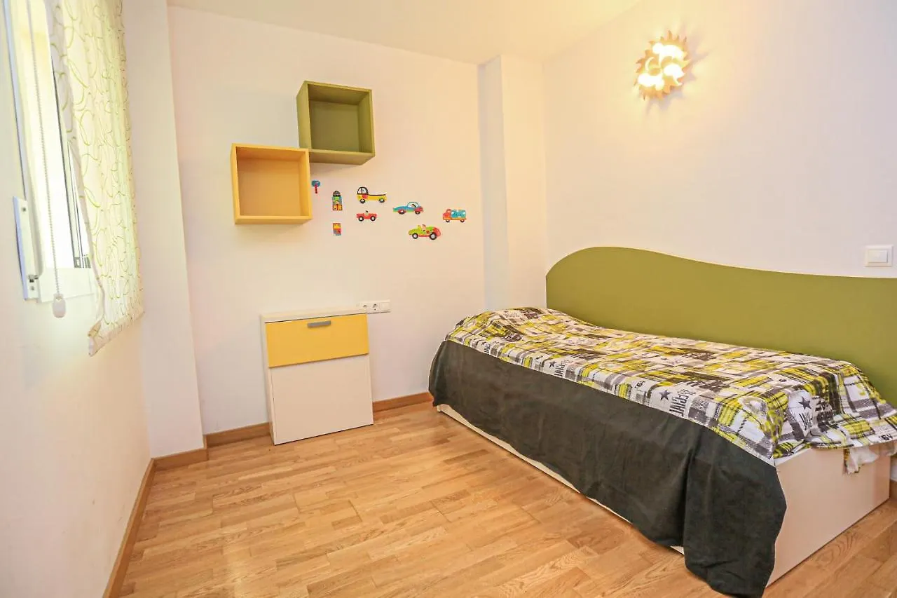 Esquirol - Only Families Apartment Cambrils