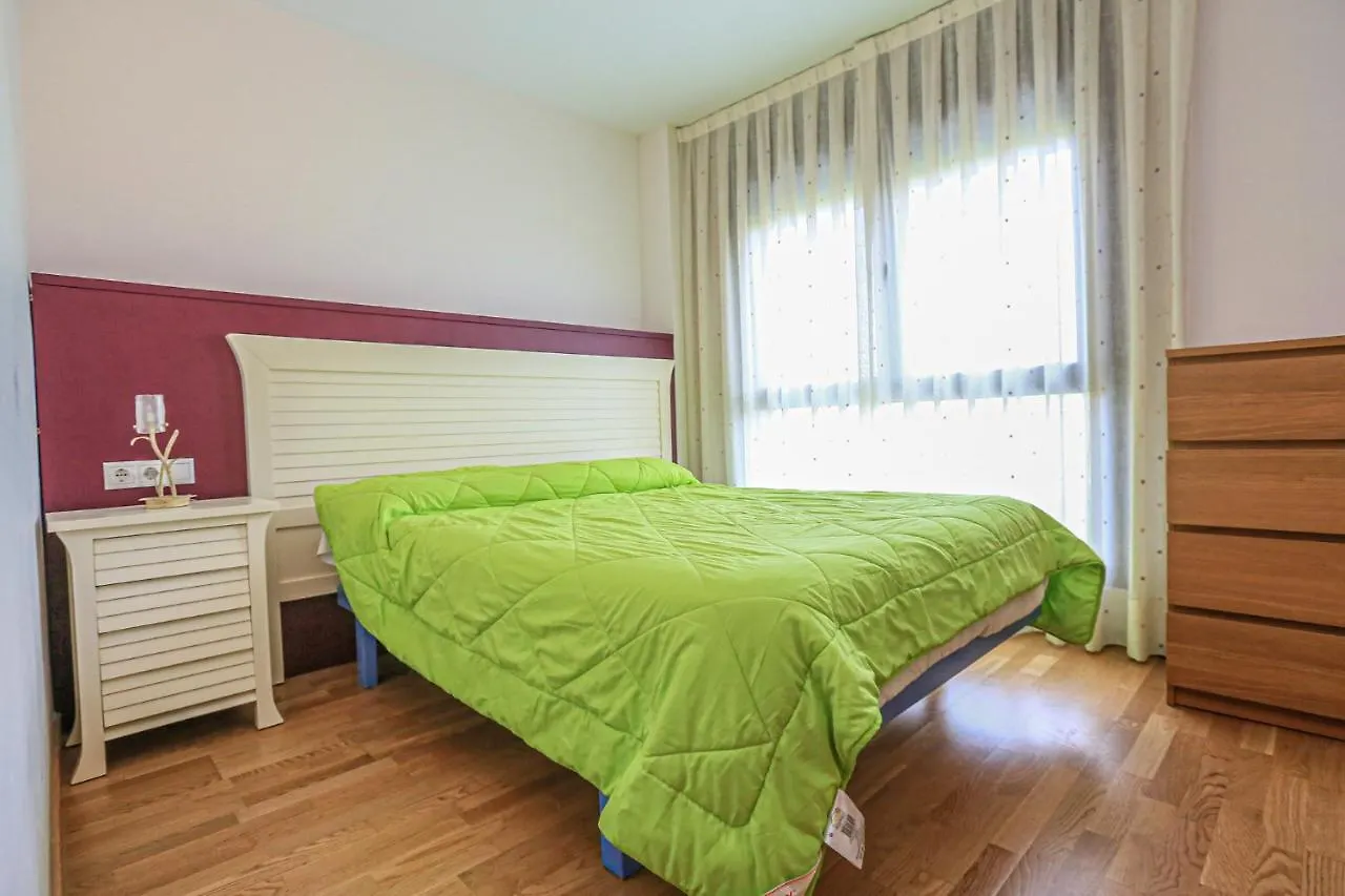 Esquirol - Only Families Apartment Cambrils